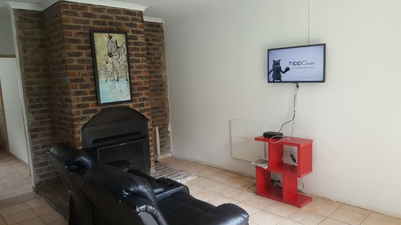 Simbasun Cottages ميدراند المظهر الخارجي الصورة