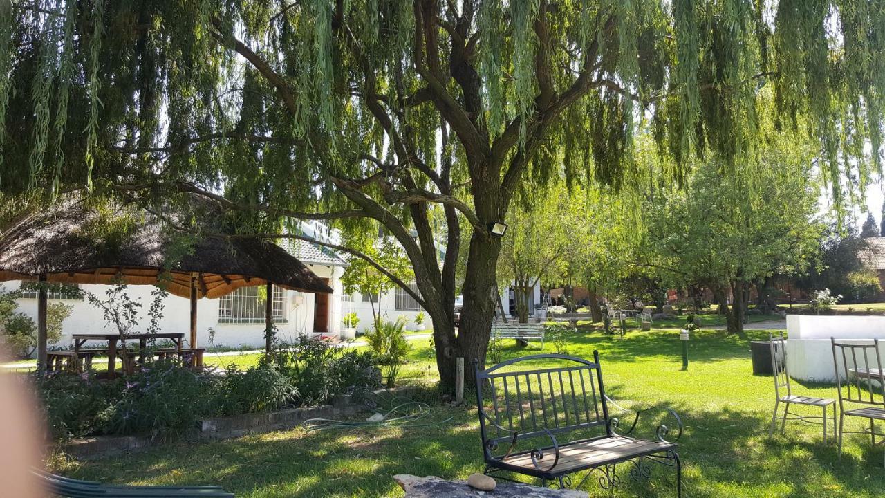 Simbasun Cottages ميدراند المظهر الخارجي الصورة