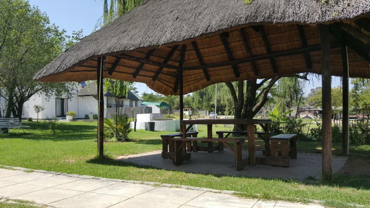 Simbasun Cottages ميدراند المظهر الخارجي الصورة