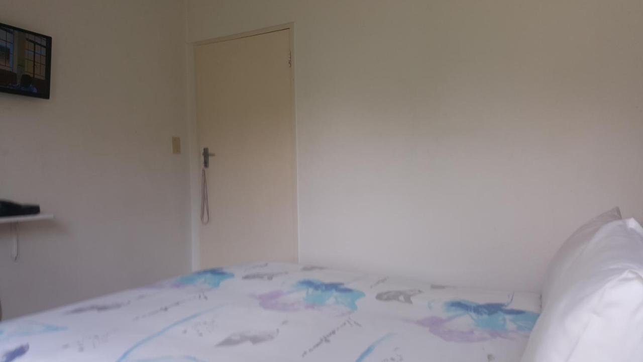 Simbasun Cottages ميدراند المظهر الخارجي الصورة