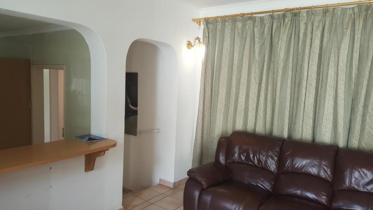 Simbasun Cottages ميدراند المظهر الخارجي الصورة